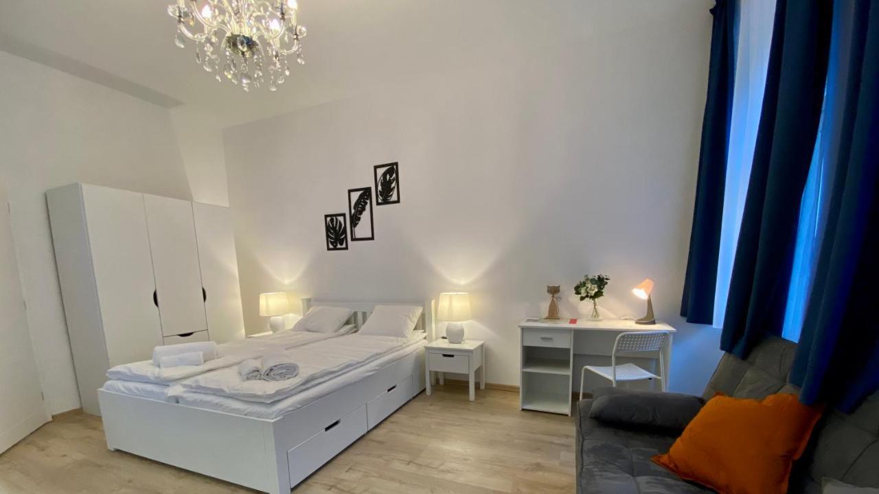 Top Class Apartments In Carlsbad Karlovy Vary Kültér fotó