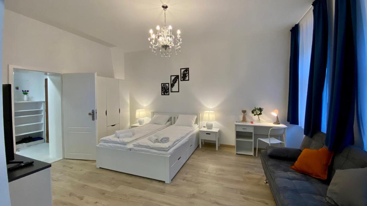 Top Class Apartments In Carlsbad Karlovy Vary Kültér fotó